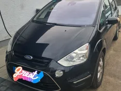 Schwarz Gebraucht 2013 Ford S-MAX Titanium Van / Kleinbus | 14.199 € (Teuer)