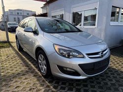 Silber Gebraucht 2014 Opel Astra Kombi | 3.350 € (Fairer Preis)