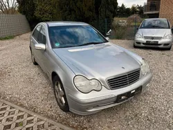 Mercedes C200