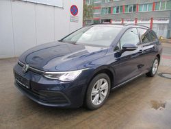 Blau Gebraucht 2021 VW Golf VIII Life Kombi | 18.970 € (Guter Preis)