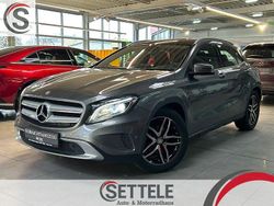 Grau Gebraucht 2016 Mercedes GLA180 Urban SUV | 19.490 € (Fairer Preis)