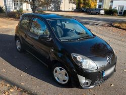 Schwarz Gebraucht 2011 Renault Twingo Kleinwagen | 2.500 €