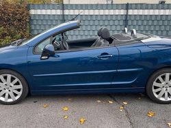 Blau Gebraucht 2008 Peugeot 207 CC Cabrio | 2.999 € (Fairer Preis)