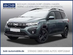 Zedergrün (grün) Gebraucht 2025 Dacia Jogger Expression Van / Kleinbus | 25.888 € (Fairer Preis)