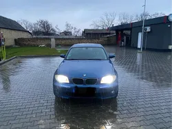 Blau Gebraucht 2006 BMW 118 Kleinwagen | 2.000 € (Etwas zu teuer)