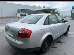 Silber Gebraucht 2003 Audi A4 Limousine | 3.500 €