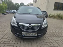 Schwarz Gebraucht 2010 Opel Meriva Edition Van / Kleinbus | 4.699 € (Fairer Preis)
