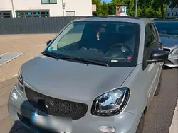 Grau Gebraucht 2016 Smart ForTwo Cabrio Cabrio | 10.999 € (Teuer)