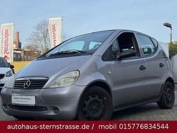 Silber Gebraucht 2000 Mercedes 170 Classic Van / Kleinbus | 840 €