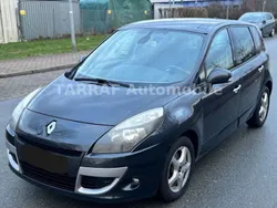 Grau Gebraucht 2011 Renault Scénic III Dynamique Van / Kleinbus | 5.750 € (Fairer Preis)