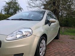 Gelb Gebraucht 2006 Fiat Punto Kleinwagen | 1.900 €