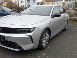 Kristall silber metallic Gebraucht 2023 Opel Astra Elegance Kombi | 21.900 € (Guter Preis)