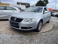 Reflex silver metallic Gebraucht 2006 VW Passat Comfortline Kombi | 3.800 € (Etwas zu teuer)