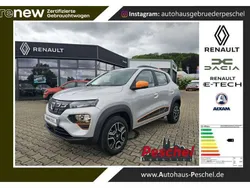 Platingrau Gebraucht 2022 Dacia Spring Comfort Plus Kleinwagen | 9.990 € (Guter Preis)