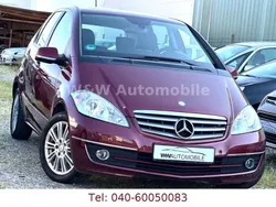 Rot Gebraucht 2009 Mercedes A150 Limousine | 5.899 € (Fairer Preis)