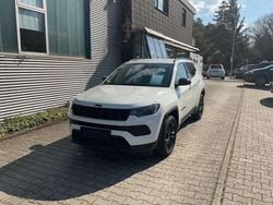 Alpine white (vr296) Gebraucht 2023 Jeep Compass Longitude SUV | 22.990 € (Fairer Preis)