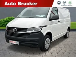 Weiss Gebraucht 2024 VW T6.1 Van | 42.920 € (Teuer)