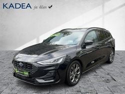 Obsidianschwarz metallic Gebraucht 2024 Ford Focus ST-Line X Kombi | 23.480 € (Guter Preis)