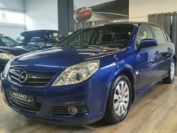 Blau Gebraucht 2006 Opel Signum Edition Kombi | 3.900 € (Teuer)