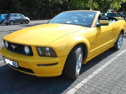 Gelb Gebraucht 2006 Ford Mustang GT Cabrio | 13.900 € (Teuer)