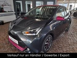 Grau Gebraucht 2020 Toyota Aygo x-style Kleinwagen | 8.350 € (Guter Preis)