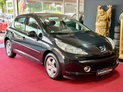Schwarz Gebraucht 2007 Peugeot 207 Urban Move Limousine | 3.990 € (Etwas zu teuer)