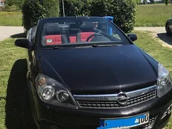 Schwarz Gebraucht 2007 Opel Astra Cabriolet Edition Cabrio | 2.199 € (Guter Preis)