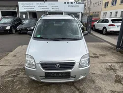 Silber Gebraucht 2003 Suzuki Wagon R+ Kombi | 1.490 € (Fairer Preis)