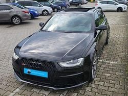 Schwarz Gebraucht 2013 Audi RS4 Sport Limousine | 43.333 €
