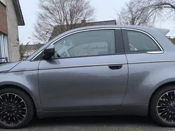 Grau Gebraucht 2022 Fiat 500e La Prima Cabrio | 22.100 € (Fairer Preis)