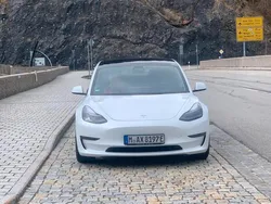 Weiß Gebraucht 2022 Tesla Model 3 Performance Limousine | 36.450 € (Fairer Preis)