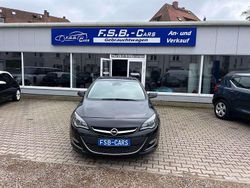 Schwarz Gebraucht 2014 Opel Astra Exklusiv Limousine | 7.250 € (Fairer Preis)