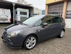 Grau Gebraucht 2014 Opel Zafira Tourer Innovation Van / Kleinbus | 6.990 € (Guter Preis)