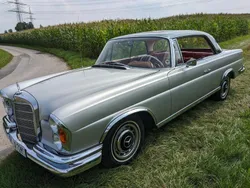 Silber Gebraucht 1966 Mercedes SL280 Cabrio | 46.500 €