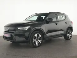 Black solid Gebraucht 2023 Volvo XC40 Core SUV | 30.744 € (Superpreis)