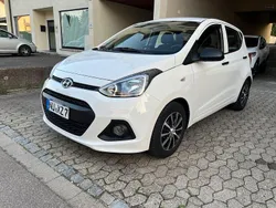 Weiß Gebraucht 2014 Hyundai i10 Classic Kleinwagen | 5.490 € (Guter Preis)