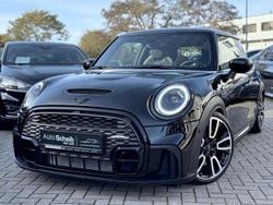 Schwarz Gebraucht 2021 Mini John Cooper Works Kleinwagen | 23.950 € (Guter Preis)