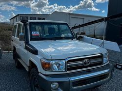 Weiß Gebraucht 2018 Toyota Land Cruiser SUV | 26.500 €