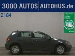 Grau Gebraucht 2019 VW Golf VII Trendline Limousine | 9.950 € (Superpreis)