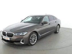 Grau Gebraucht 2022 BMW 530 Luxury Line Limousine | 43.850 € (Fairer Preis)