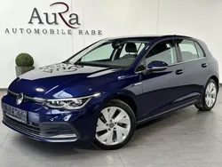Blau Gebraucht 2021 VW Golf VIII Style Limousine | 23.749 € (Fairer Preis)