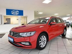 Rot Gebraucht 2021 VW Passat Business Kombi | 17.980 € (Guter Preis)