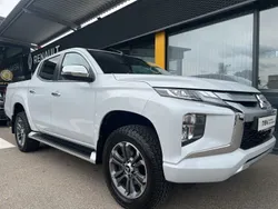 Weiß Gebraucht 2022 Mitsubishi L200 Abholung | 32.850 € (Guter Preis)