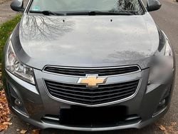 Grau Gebraucht 2012 Chevrolet Cruze Kombi | 5.000 € (Etwas zu teuer)