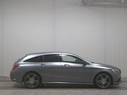 Grau Gebraucht 2020 Mercedes CLA200 Shooting Brake AMG line Kombi | 19.880 € (Guter Preis)