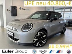 Silber Gebraucht 2024 Mini Cooper Favoured Kleinwagen | 28.975 € (Fairer Preis)