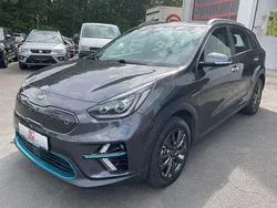 Platinum graphite Gebraucht 2020 Kia e-Niro Vision SUV | 16.900 € (Fairer Preis)