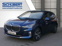 Blau Gebraucht 2022 BMW 220 Active Tourer Luxury Line Van / Kleinbus | 28.480 € (Etwas zu teuer)