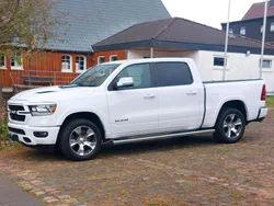 Weiß Gebraucht 2022 Dodge Ram Abholung | 55.400 € (Etwas zu teuer)