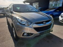 Silber Gebraucht 2010 Hyundai ix35 Style SUV | 4.400 € (Guter Preis)